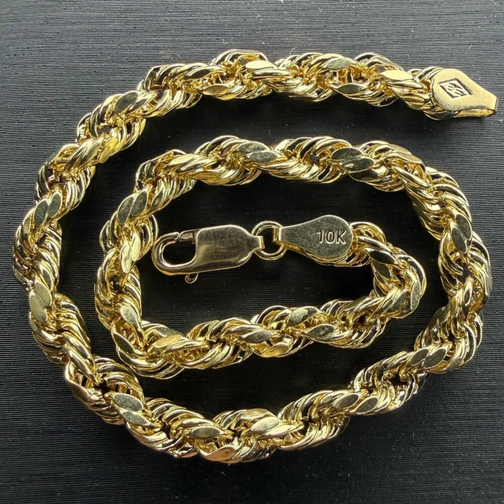 10k Italian Yellow Gold Diamond Cut Hollow Rope Bracelet 8” Long 4.5mm Wide